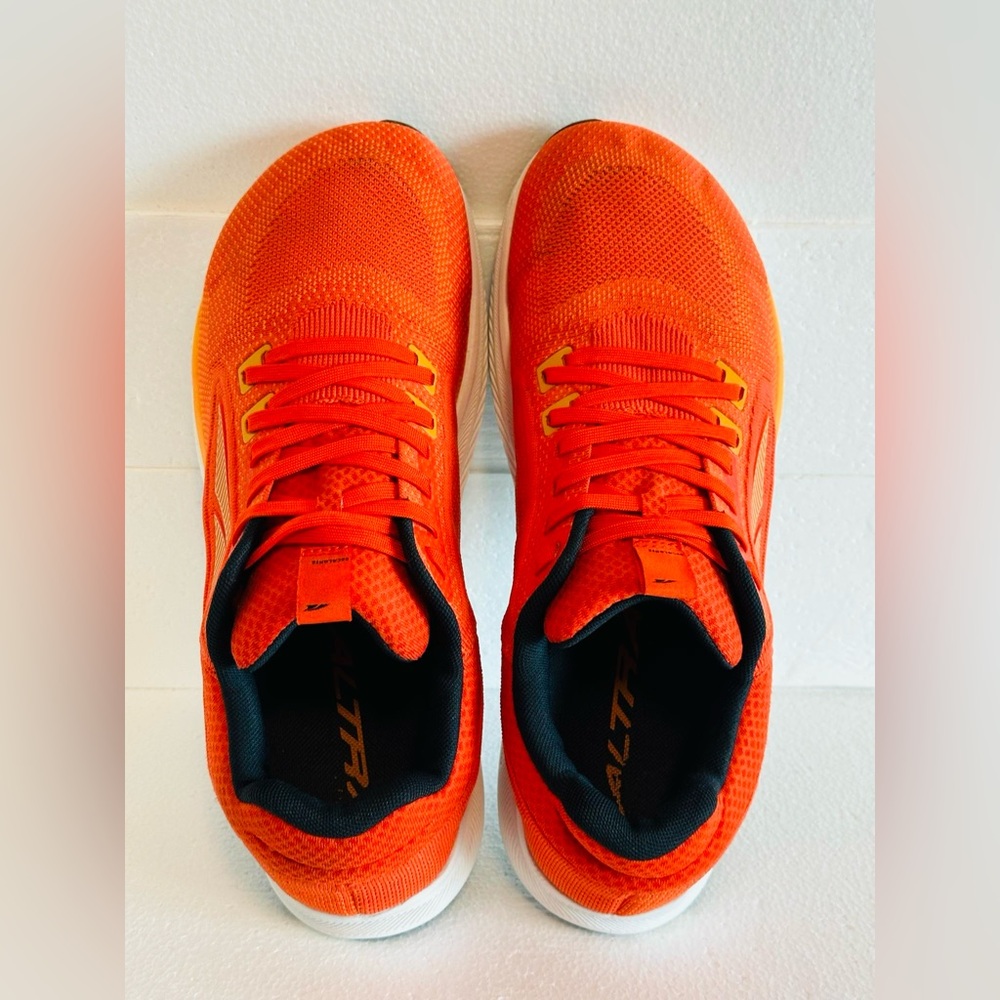Altra Escalante 3 Running Shoes Orange Road Knit ALOA7R6M880
Mens 12